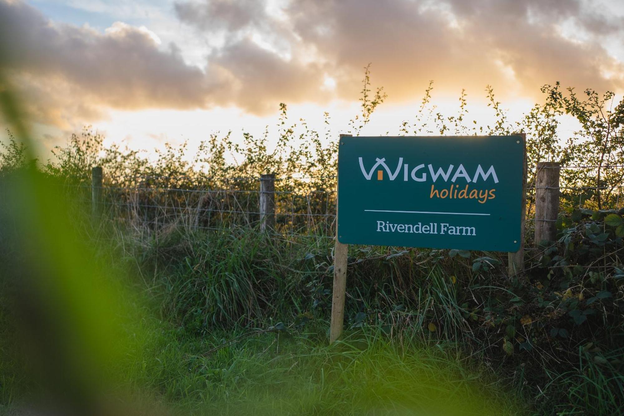 Rivendell Farm By Wigwam Holidays Carmarthen Esterno foto