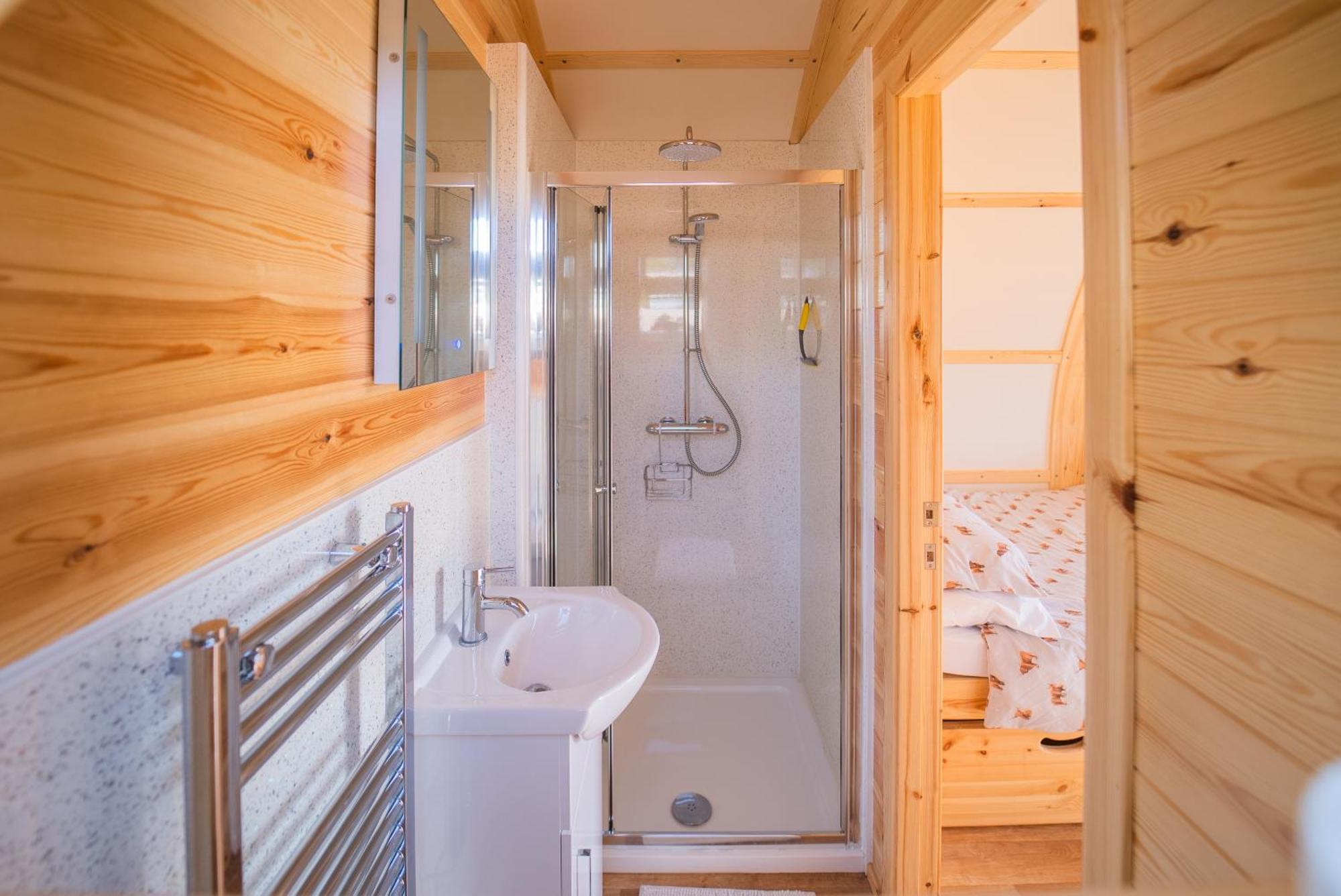 Rivendell Farm By Wigwam Holidays Carmarthen Esterno foto